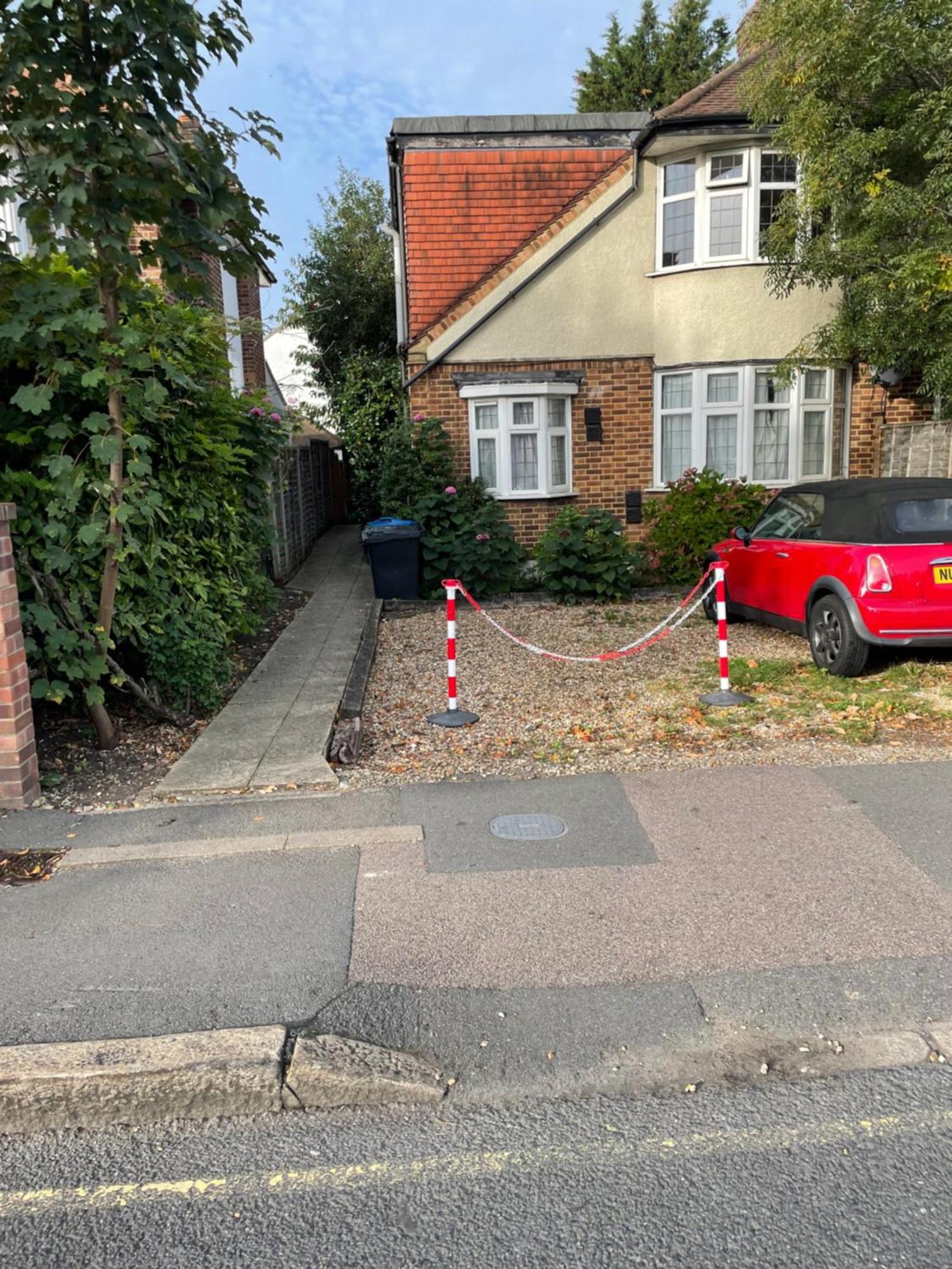 Super Convenient For Central London - Large 2 Double Bed Apartment 30 Seconds Walk To Platform Train Station And 19 Mins To London Waterloo エクステリア 写真